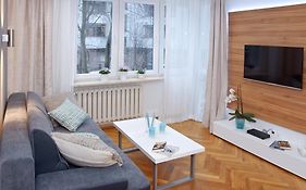Srebrna Warsaw Apartment